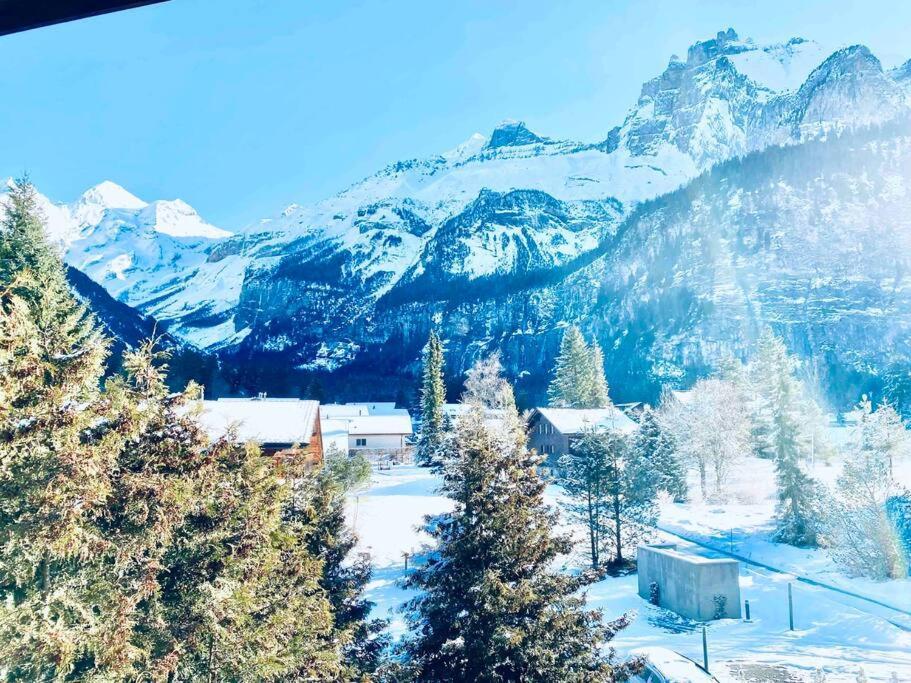 Unique Penthouse With Gallery And Mountain View Kandersteg Eksteriør billede