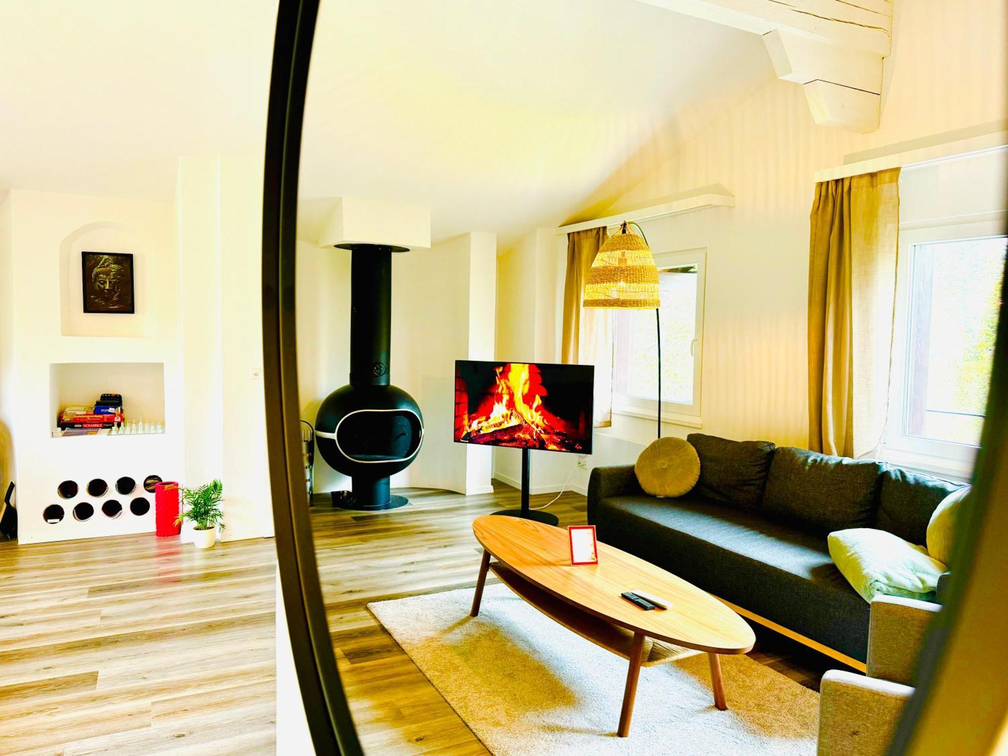 Unique Penthouse With Gallery And Mountain View Kandersteg Eksteriør billede