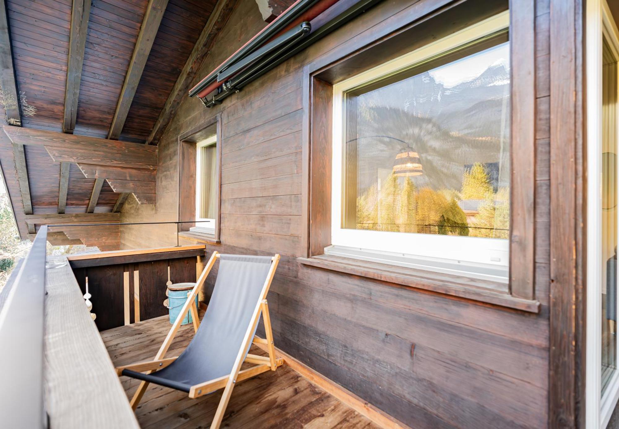 Unique Penthouse With Gallery And Mountain View Kandersteg Eksteriør billede